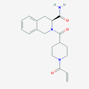 molecular formula C19H23N3O3 B2471578 (3S)-2-(1-Prop-2-enoylpiperidine-4-carbonyl)-3,4-dihydro-1H-isoquinoline-3-carboxamide CAS No. 2361585-61-5