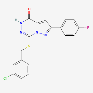 molecular formula C18H12ClFN4OS B2471638 7-[(3-clorobencil)tio]-2-(4-fluorofenil)pirazolo[1,5-d][1,2,4]triazin-4(5H)-ona CAS No. 1223807-98-4