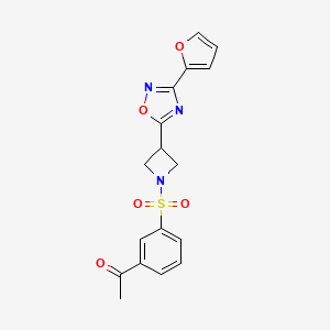 molecular formula C17H15N3O5S B2472004 1-(3-((3-(3-(furan-2-yl)-1,2,4-oxadiazol-5-yl)azétidin-1-yl)sulfonyl)phényl)éthanone CAS No. 1428347-69-6