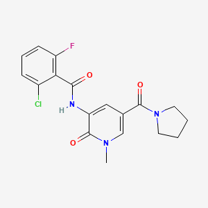 molecular formula C18H17ClFN3O3 B2472153 2-chloro-6-fluoro-N-(1-methyl-2-oxo-5-(pyrrolidine-1-carbonyl)-1,2-dihydropyridin-3-yl)benzamide CAS No. 1105242-21-4