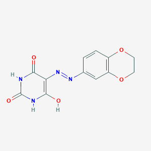molecular formula C12H10N4O5 B2472897 5-(2,3-Dihydro-1,4-benzodioxin-6-ylhydrazinylidene)-1,3-diazinane-2,4,6-trione CAS No. 300814-83-9