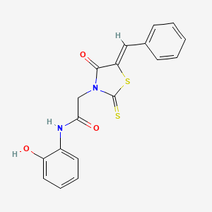 molecular formula C18H14N2O3S2 B2473116 (Z)-2-(5-benzylidene-4-oxo-2-thioxothiazolidin-3-yl)-N-(2-hydroxyphenyl)acetamide CAS No. 303025-99-2