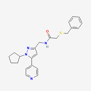2-(benzylthio)-N-((1-cyclopentyl-5-(pyridin-4-yl)-1H-pyrazol-3-yl)methyl)acetamide