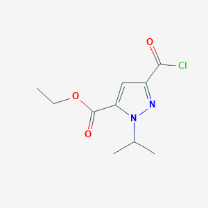 molecular formula C10H13ClN2O3 B2473852 Ethyl 5-carbonochloridoyl-2-propan-2-ylpyrazole-3-carboxylate CAS No. 1946822-89-4