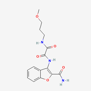 molecular formula C15H17N3O5 B2474265 N1-(2-氨基甲酰基苯并呋喃-3-基)-N2-(3-甲氧基丙基)草酰胺 CAS No. 899992-23-5