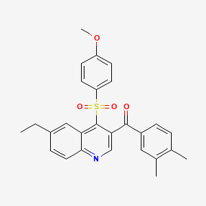 molecular formula C27H25NO4S B2474287 (3,4-Diméthylphényl)(6-éthyl-4-((4-méthoxyphényl)sulfonyl)quinoléin-3-yl)méthanone CAS No. 899760-35-1