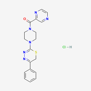 molecular formula C18H19ClN6OS B2474312 (4-(5-Phenyl-6H-1,3,4-thiadiazin-2-yl)piperazin-1-yl)(pyrazin-2-yl)methanon-Hydrochlorid CAS No. 1351632-38-6