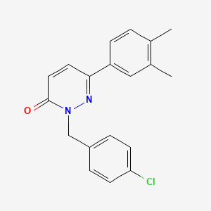 molecular formula C19H17ClN2O B2474396 2-[(4-Chlorophenyl)methyl]-6-(3,4-dimethylphenyl)pyridazin-3-one CAS No. 923062-65-1