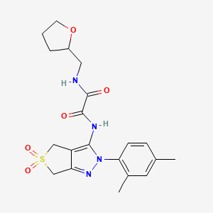 molecular formula C20H24N4O5S B2474538 N1-(2-(2,4-dimethylphenyl)-5,5-dioxido-4,6-dihydro-2H-thieno[3,4-c]pyrazol-3-yl)-N2-((tetrahydrofuran-2-yl)methyl)oxalamide CAS No. 899751-23-6