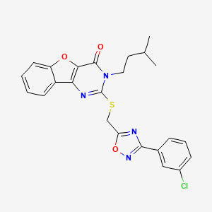 molecular formula C24H21ClN4O3S B2475590 2-(((3-(3-chlorophenyl)-1,2,4-oxadiazol-5-yl)methyl)thio)-3-isopentylbenzofuro[3,2-d]pyrimidin-4(3H)-one CAS No. 1030121-69-7