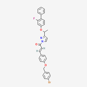 molecular formula C33H26BrFN2O3 B2475991 (E)-3-[4-[(4-bromophenyl)methoxy]phenyl]-1-[3-[1-(3-fluoro-4-phenylphenoxy)ethyl]pyrazol-1-yl]prop-2-en-1-one CAS No. 477711-06-1