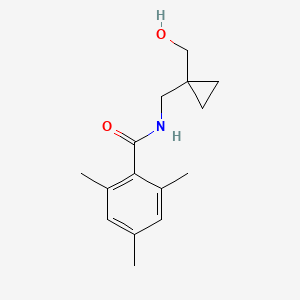 molecular formula C15H21NO2 B2476525 N-((1-(hydroxymethyl)cyclopropyl)methyl)-2,4,6-trimethylbenzamide CAS No. 1286710-88-0