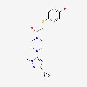 molecular formula C19H23FN4OS B2476538 1-(4-(3-cyclopropyl-1-methyl-1H-pyrazol-5-yl)piperazin-1-yl)-2-((4-fluorophenyl)thio)ethanone CAS No. 2034619-33-3