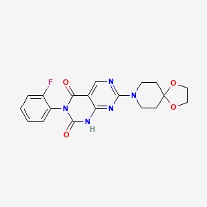 molecular formula C19H18FN5O4 B2476705 3-(2-氟苯基)-7-(1,4-二氧杂-8-氮杂螺[4.5]癸烷-8-基)嘧啶并[4,5-d]嘧啶-2,4(1H,3H)-二酮 CAS No. 2177366-34-4