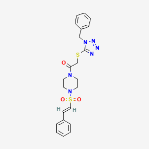 2-(1-benzyltetrazol-5-yl)sulfanyl-1-[4-[(E)-2-phenylethenyl]sulfonylpiperazin-1-yl]ethanone