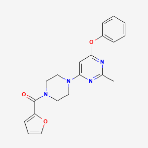 molecular formula C20H20N4O3 B2477447 Furan-2-yl(4-(2-methyl-6-phenoxypyrimidin-4-yl)piperazin-1-yl)methanone CAS No. 946372-13-0