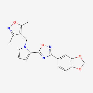 molecular formula C19H16N4O4 B2478088 3-(benzo[d][1,3]dioxol-5-yl)-5-(1-((3,5-dimethylisoxazol-4-yl)methyl)-1H-pyrrol-2-yl)-1,2,4-oxadiazole CAS No. 1428366-83-9