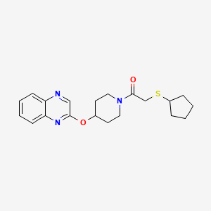 2-(Cyclopentylthio)-1-(4-(quinoxalin-2-yloxy)piperidin-1-yl)ethanone