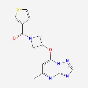 molecular formula C14H13N5O2S B2478392 3-({5-甲基-[1,2,4]三唑并[1,5-a]嘧啶-7-基}氧基)-1-(噻吩-3-甲酰基)氮杂环丁烷 CAS No. 2097869-41-3