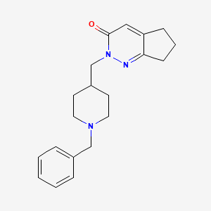 molecular formula C20H25N3O B2478487 2-[(1-苄基哌啶-4-基)甲基]-2H,3H,5H,6H,7H-环戊[c]哒嗪-3-酮 CAS No. 2097918-41-5