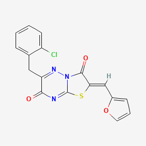 molecular formula C17H10ClN3O3S B2479146 (Z)-6-(2-chlorobenzyl)-2-(furan-2-ylmethylene)-2H-thiazolo[3,2-b][1,2,4]triazine-3,7-dione CAS No. 638134-76-6