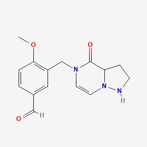 molecular formula C15H13N3O3 B2479271 4-甲氧基-3-({4-氧代-4H,5H-吡唑并[1,5-a]哒嗪-5-基}甲基)苯甲醛 CAS No. 1917512-93-6