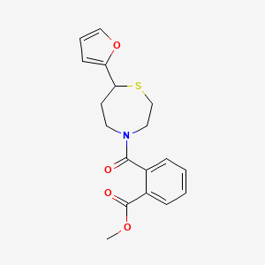 molecular formula C18H19NO4S B2479309 Methyl 2-(7-(furan-2-yl)-1,4-thiazepane-4-carbonyl)benzoate CAS No. 1706300-76-6