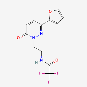 molecular formula C12H10F3N3O3 B2479344 2,2,2-三氟-N-(2-(3-(呋喃-2-基)-6-氧代吡啶嗪-1(6H)-基)乙基)乙酰胺 CAS No. 946314-39-2