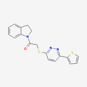 molecular formula C18H15N3OS2 B2479415 1-{[(6-噻吩-2-基嘧啶-3-基)硫代]乙酰}吲哚 CAS No. 872704-19-3