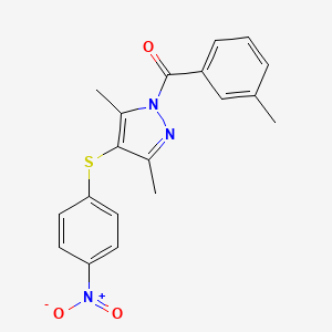 molecular formula C19H17N3O3S B2480648 (3,5-二甲基-4-((4-硝基苯基)硫代)-1H-吡唑-1-基)(间甲苯基)甲酮 CAS No. 301236-12-4