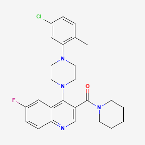 (4-(4-(5-Chloro-2-methylphenyl)piperazin-1-yl)-6-fluoroquinolin-3-yl)(piperidin-1-yl)methanone