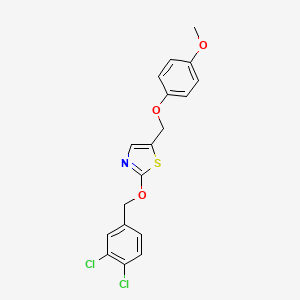 molecular formula C18H15Cl2NO3S B2481401 2-[(3,4-二氯苯基)甲氧基]-5-[(4-甲氧基苯氧基)甲基]-1,3-噻唑 CAS No. 339105-02-1