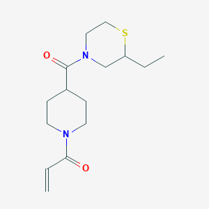 molecular formula C15H24N2O2S B2481500 1-[4-(2-Ethylthiomorpholine-4-carbonyl)piperidin-1-yl]prop-2-en-1-one CAS No. 2361876-64-2