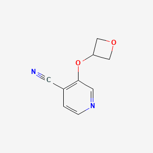 molecular formula C9H8N2O2 B2481910 3-(Oxetan-3-yloxy)pyridine-4-carbonitrile CAS No. 1595629-06-3
