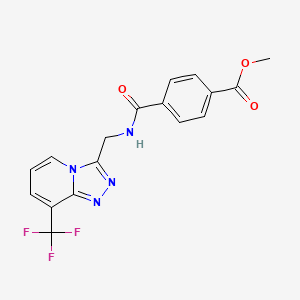 molecular formula C17H13F3N4O3 B2482371 甲酸甲酯-4-(((8-(三氟甲基)-[1,2,4]三唑并[4,3-a]吡啶-3-基)甲基)氨基甲酸酯 CAS No. 2034278-17-4