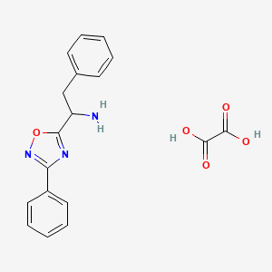molecular formula C18H17N3O5 B2482526 2-Phenyl-1-(3-phenyl-1,2,4-oxadiazol-5-yl)ethan-1-amine oxalate CAS No. 2126176-74-5