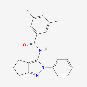 molecular formula C21H21N3O B2482729 3,5-dimethyl-N-(2-phenyl-2,4,5,6-tetrahydrocyclopenta[c]pyrazol-3-yl)benzamide CAS No. 1043141-59-8