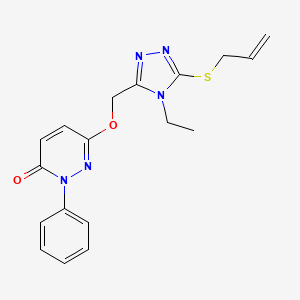 molecular formula C18H19N5O2S B2482793 6-{[5-(allylsulfanyl)-4-ethyl-4H-1,2,4-triazol-3-yl]methoxy}-2-phenyl-3(2H)-pyridazinone CAS No. 692737-12-5