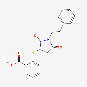 molecular formula C19H17NO4S B2482929 Acide 2-((2,5-dioxo-1-phénéthylpyrrolidin-3-yl)thio)benzoïque CAS No. 838884-74-5