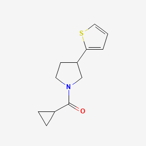 molecular formula C12H15NOS B2483060 Cyclopropyl(3-(thiophen-2-yl)pyrrolidin-1-yl)methanone CAS No. 2178773-71-0