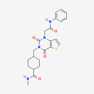 molecular formula C23H26N4O4S B2483729 4-((2,4-dioxo-1-(2-oxo-2-(phenylamino)ethyl)-1,2-dihydrothieno[3,2-d]pyrimidin-3(4H)-yl)methyl)-N-methylcyclohexanecarboxamide CAS No. 941956-14-5