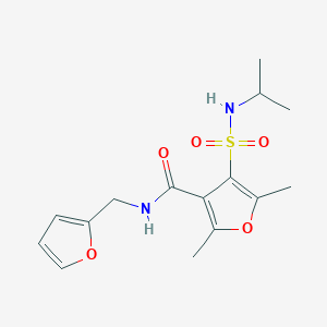 molecular formula C15H20N2O5S B2483795 N-(呋喃-2-基甲基)-4-(N-异丙基磺酰基)-2,5-二甲基呋喃-3-甲酰胺 CAS No. 1207052-38-7