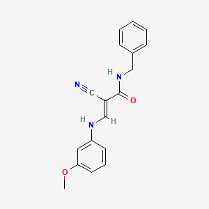 molecular formula C18H17N3O2 B2483914 (2E)-N-benzyl-2-cyano-3-[(3-methoxyphenyl)amino]prop-2-enamide CAS No. 881559-46-2