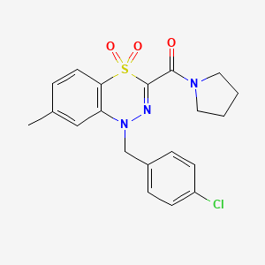 molecular formula C20H20ClN3O3S B2486041 1-(4-chlorobenzyl)-7-methyl-3-(1-pyrrolidinylcarbonyl)-4lambda~6~,1,2-benzothiadiazine-4,4(1H)-dione CAS No. 1251556-32-7