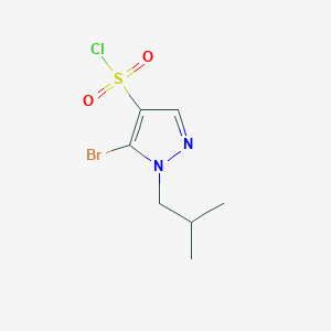 molecular formula C7H10BrClN2O2S B2487020 5-Bromo-1-(2-methylpropyl)pyrazole-4-sulfonyl chloride CAS No. 1946823-34-2