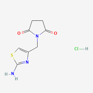 molecular formula C8H10ClN3O2S B2487035 1-((2-氨基噻唑-4-基)甲基)吡咯啉-2,5-二酮 盐酸盐 CAS No. 2034556-66-4
