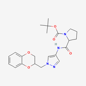 molecular formula C22H28N4O5 B2487308 tert-butyl 2-((1-((2,3-dihydrobenzo[b][1,4]dioxin-2-yl)methyl)-1H-pyrazol-4-yl)carbamoyl)pyrrolidine-1-carboxylate CAS No. 1704492-69-2