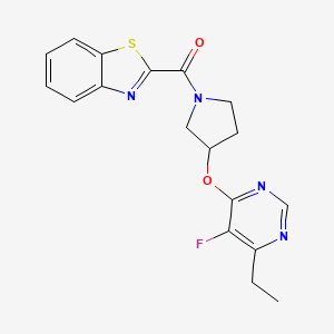 molecular formula C18H17FN4O2S B2487726 苯并[d]噻唑-2-基(3-((6-乙基-5-氟嘧啶-4-基)氧基)吡咯烷-1-基)甲酮 CAS No. 2034494-83-0