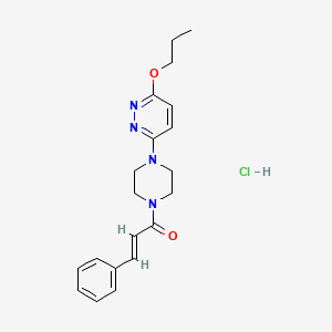 molecular formula C20H25ClN4O2 B2488425 (E)-3-苯基-1-(4-(6-丙氧吡啶-3-基)哌嗪-1-基)丙-2-烯-1-酮盐酸盐 CAS No. 1185237-97-1