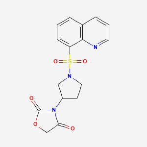molecular formula C16H15N3O5S B2488435 3-(1-(喹啉-8-基磺酰)哌咪啉-3-基)噁唑烷-2,4-二酮 CAS No. 2034298-17-2